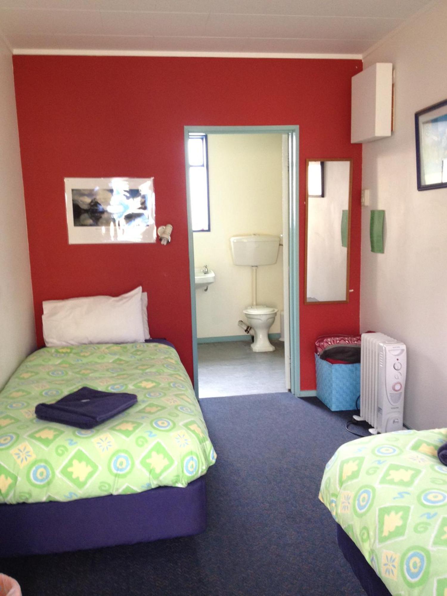 Sequoia Lodge Backpackers Picton Extérieur photo